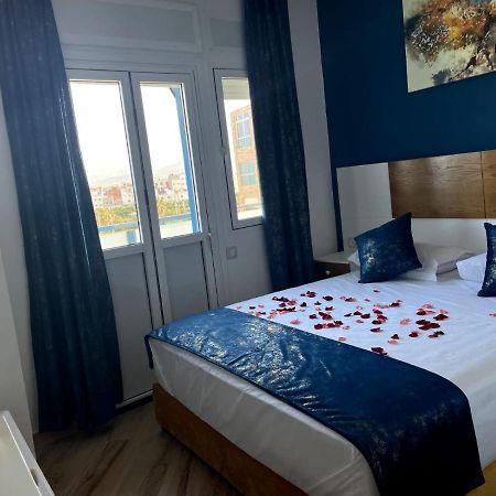 Hostal Mh Borj Martil Zewnętrze zdjęcie
