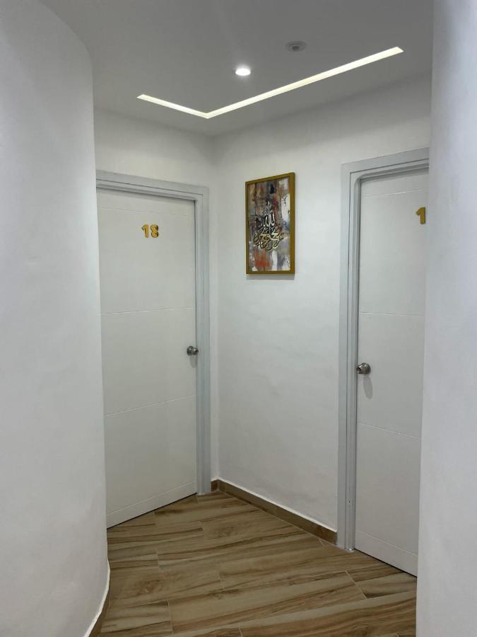 Hostal Mh Borj Martil Zewnętrze zdjęcie